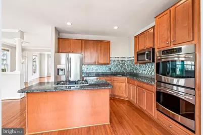 2433 Battery Hill Circle, Woodbridge, VA 22191 - Photo 9