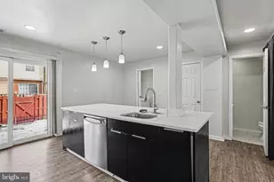 2502 Sedgewick Pl, Dumfries, VA 22026 - Photo 13