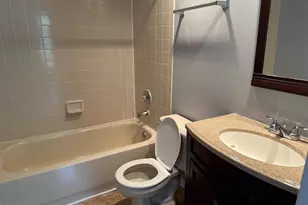 12729 Hunterbrook Dr, Woodbridge, VA 22192 - Photo 13