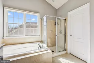 5793 Waterloo Bridge Cir, Haymarket, VA 20169 - Photo 29