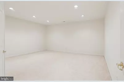 6064 Dunnbrook Terrace, Haymarket, VA 20169 - Photo 33
