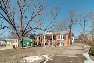 2908 Alliance Ln, Woodbridge, VA 22193 - Photo 3