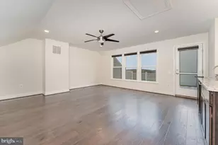 1729 Cottonwood Grove Rd, Dumfries, VA 22026 - Photo 13