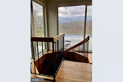 8389 Highview Street, Manassas, VA 20112 - Photo 13