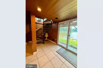 8389 Highview Street, Manassas, VA 20112 - Photo 17