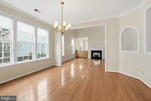 13663 Heritage Valley Way, Gainesville, VA 20155 - Photo 9