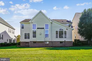 5716 Macintosh Loop, Haymarket, VA 20169 - Photo 3