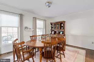 15993 Cove Ln, Dumfries, VA 22025 - Photo 9