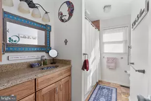 15993 Cove Ln, Dumfries, VA 22025 - Photo 27