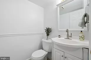 4389 Ensbrook Ln, Woodbridge, VA 22193 - Photo 11