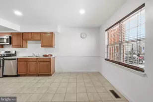 4389 Ensbrook Ln, Woodbridge, VA 22193 - Photo 9