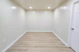 15826 Aerial View Rd, Woodbridge, VA 22193 - Photo 11