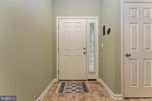 4072 Presidential Hill Loop, Dumfries, VA 22025 - Photo 5