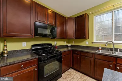 4072 Presidential Hill Loop, Dumfries, VA 22025 - Photo 11