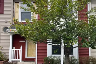 11570 Hill Meade Ln, Woodbridge, VA 22192 - Photo 3