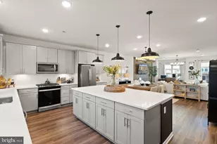 15038 Jaxton Sq Ln, Haymarket, VA 20169 - Photo 13