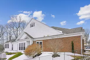 12241 Farmberry Ct, Woodbridge, VA 22192 - Photo 5