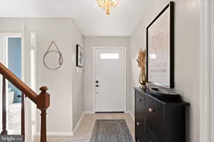 3806 Ogilvie Ct, Woodbridge, VA 22192 - Photo 7