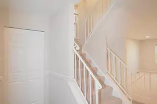 12318 Cinnamon St, Woodbridge, VA 22192 - Photo 3