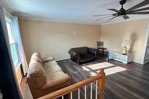 3649 Dahlgren Pl, Dumfries, VA 22026 - Photo 3