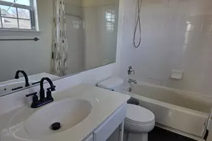 1037 Gardenview Loop, Woodbridge, VA 22191 - Photo 11