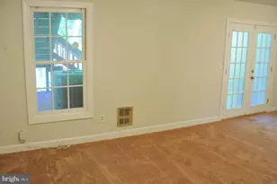 12143 Abbey Glen Ct, Woodbridge, VA 22192 - Photo 15