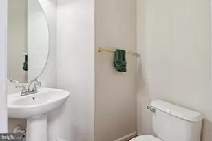 14804 Cartagena Dr, Gainesville, VA 20155 - Photo 15