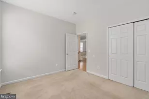 3839 Mulberry Point Ct, Dumfries, VA 22025 - Photo 13