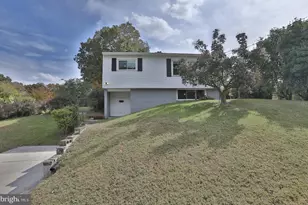 1521 Indiana Ave, Woodbridge, VA 22191 - Photo 1