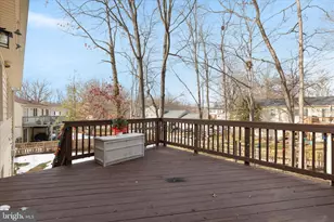 2912 Woodburn Ct, Woodbridge, VA 22192 - Photo 25