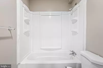 16865 Brandy Moor Loop, Woodbridge, VA 22191 - Photo 37