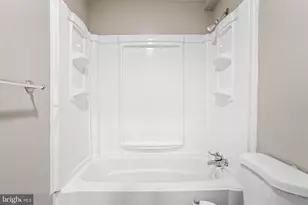 16865 Brandy Moor Loop, Woodbridge, VA 22191 - Photo 37