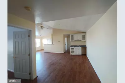 11002 Koman Circle #303, Manassas, VA 20109 - Photo 3