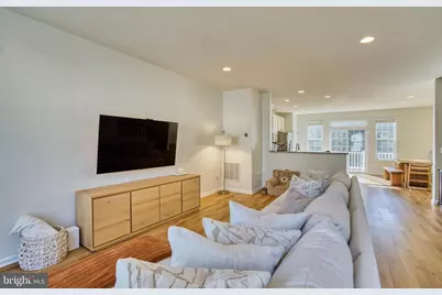 8217 Heritage Crossing Court, Manassas, VA 20109 - Photo 19