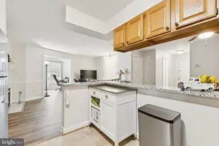 11021 Folksie Ct, Manassas, VA 20109 - Photo 5