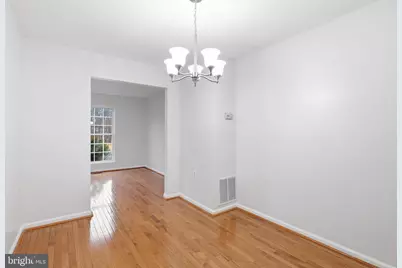 5001 Lambsgate Lane, Woodbridge, VA 22193 - Photo 9