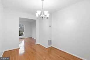 5001 Lambsgate Ln, Woodbridge, VA 22193 - Photo 9