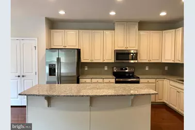 10735 Hinton Way, Manassas, VA 20112 - Photo 3