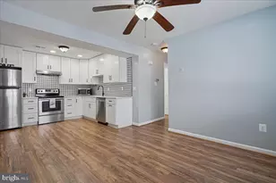 5303 Stockton Ct, Woodbridge, VA 22193 - Photo 9