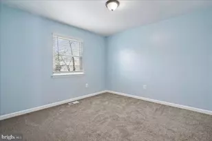 5303 Stockton Ct, Woodbridge, VA 22193 - Photo 35