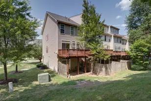 13013 Cordelia Ct, Woodbridge, VA 22192 - Photo 43