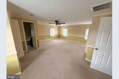 10733 Parkgate Drive, Nokesville, VA 20181 - Photo 9