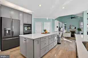 1617 Whistling Swan Way, Woodbridge, VA 22191 - Photo 9