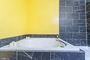 5362 Mansfield Ct, Woodbridge, VA 22193 - Photo 41