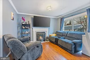 5362 Mansfield Ct, Woodbridge, VA 22193 - Photo 11