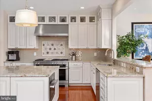 14228 Snickersville Dr, Gainesville, VA 20155 - Photo 11