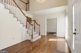 13201 Mountain Ash Ct, Woodbridge, VA 22192 - Photo 5