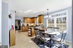 4363 Snow Hill Dr, Gainesville, VA 20155 - Photo 3