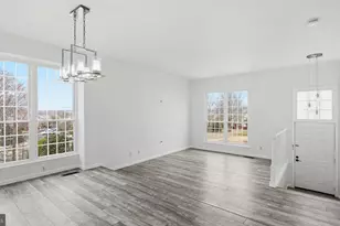 16800 Miranda Ln, Woodbridge, VA 22191 - Photo 5