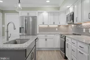 12790 Lost Creek Ct, Manassas, VA 20112 - Photo 13